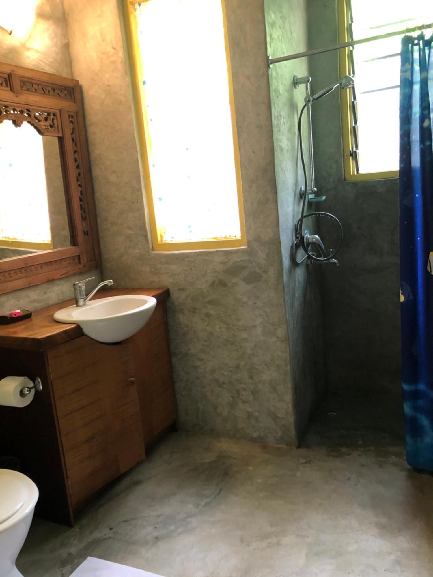 Limericks By The Sea Savusavu Exterior foto