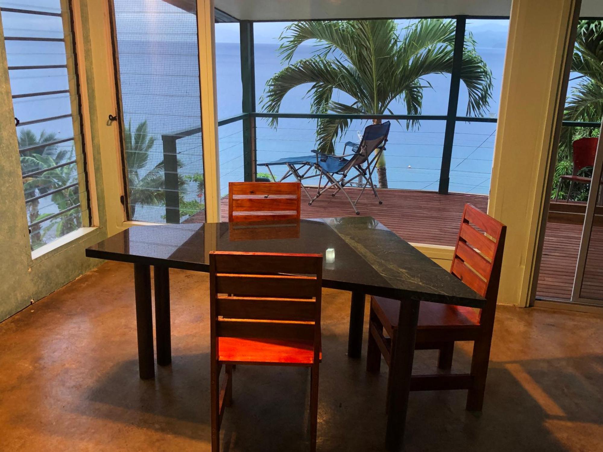 Limericks By The Sea Savusavu Exterior foto
